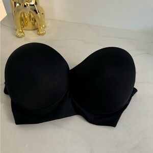 Leonisa Bra 38DD with removable straps